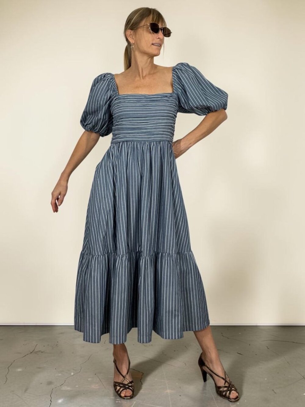 Abercrombie & Fitch Poplin Puff Sleeve Midi Dress M Blue Striped - Picture 2 of 16